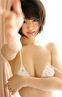 Chiaki Kyan Big Tits Japanese Girl in Lingerie Flashing Sexy Cleavage 1