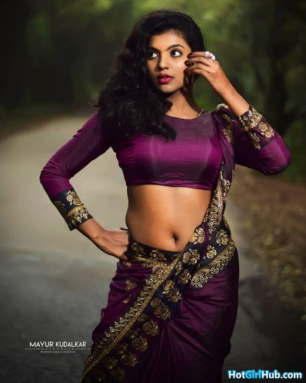 Hot Indian Beauties in Saree 9