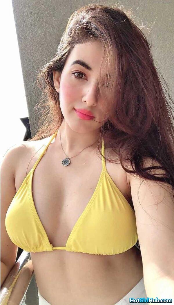 Sexy Indian Teen Girls With Big Tits 11