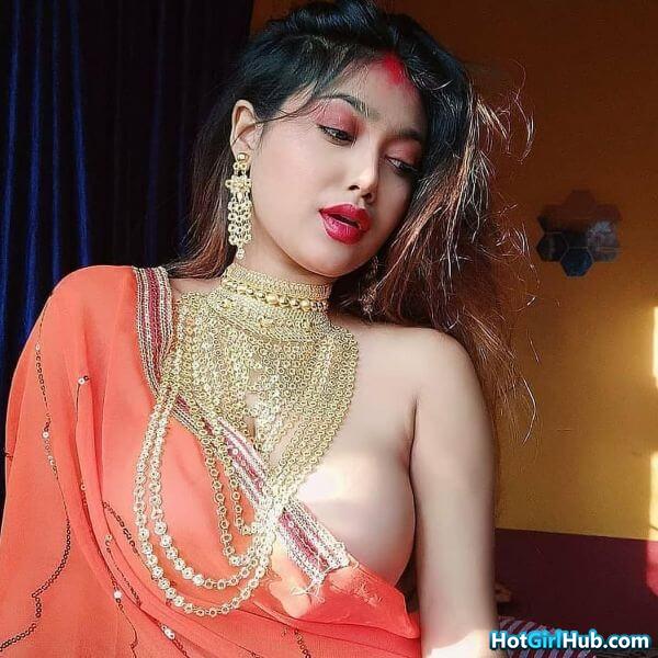 Beautiful Indian Girls with big boobs 11
