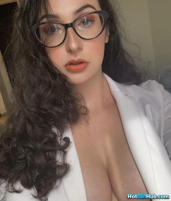 hot teen girls with Glasses 3
