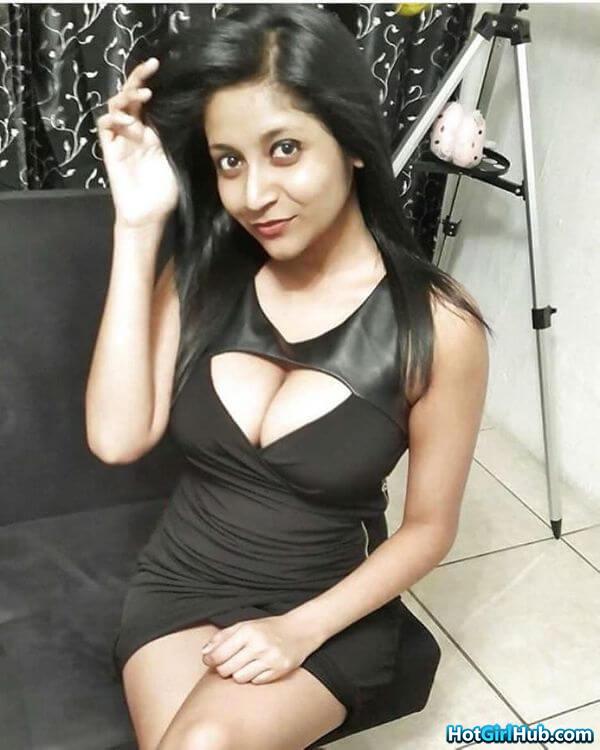 hot indian girls showing big boobs 14