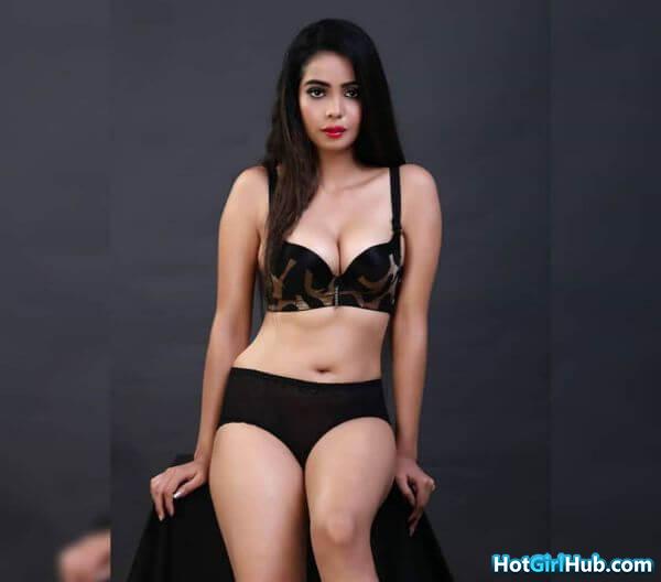 hot indian instagram models showing big boobs 16