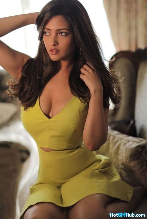 Riya Sen Hot Photos Tollywood Actress Sexy Pics 19