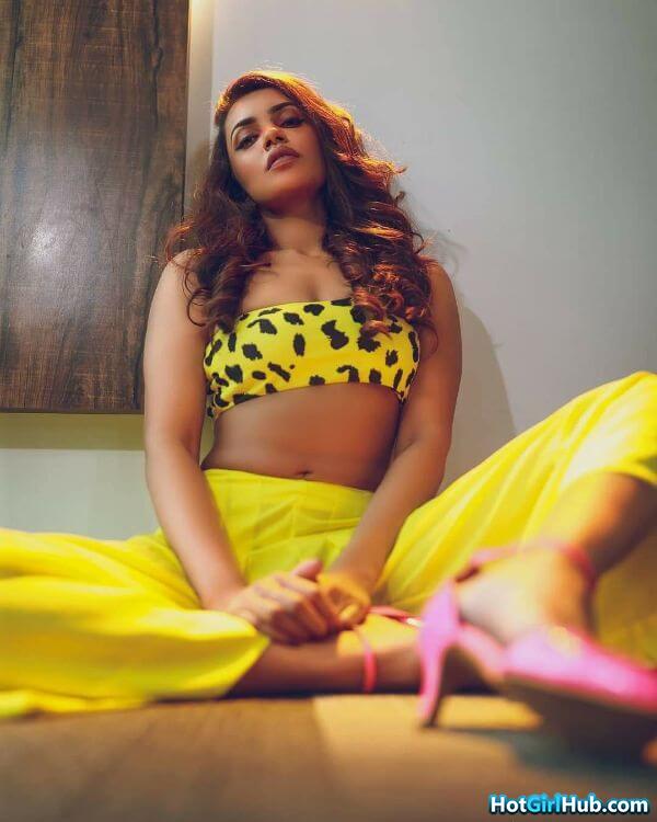 Akshara Gowda Hot Photos Bollywood Actress Sexy Pics 3
