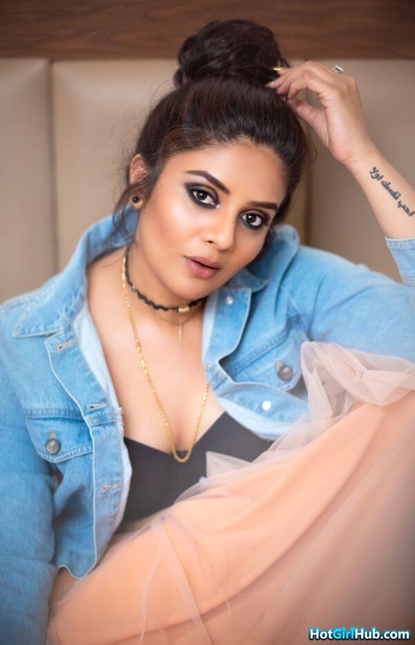 Sreemukhi Hot Photos Indian Television Actress Sexy Pics 15