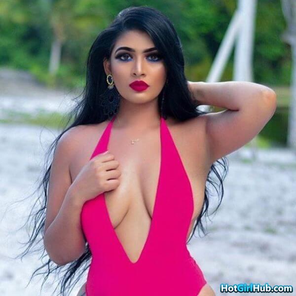 sexy indian bhabhi with big tits 13