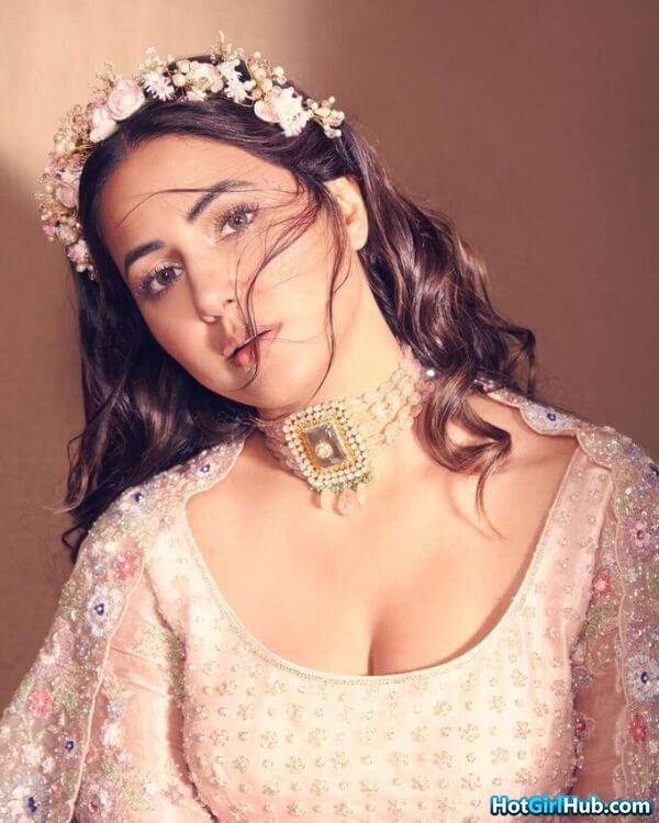 Sexy Hina Khan ​Hot Bollywood Actress Pics 14