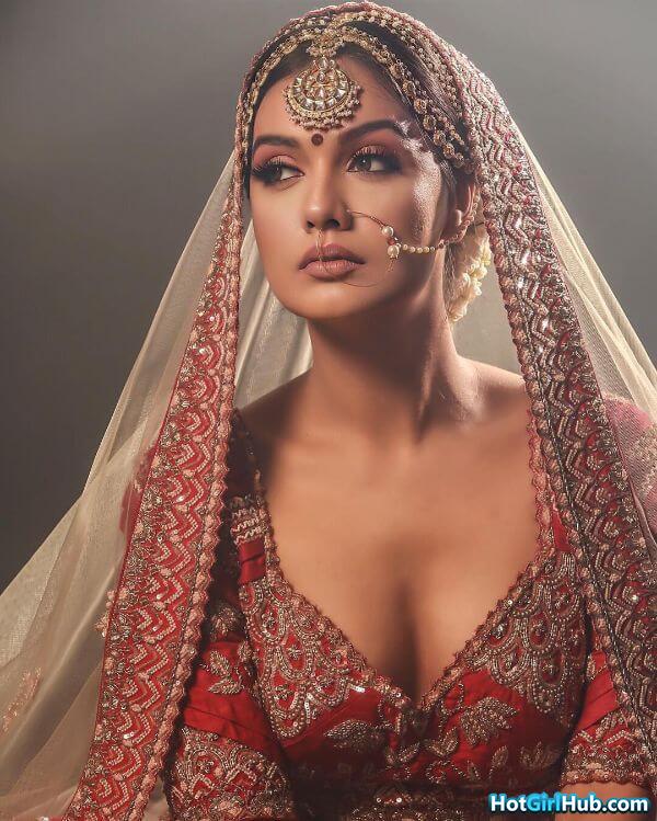 Sexy Divya Agarwal ​hot Indian Television Actress Pics 15