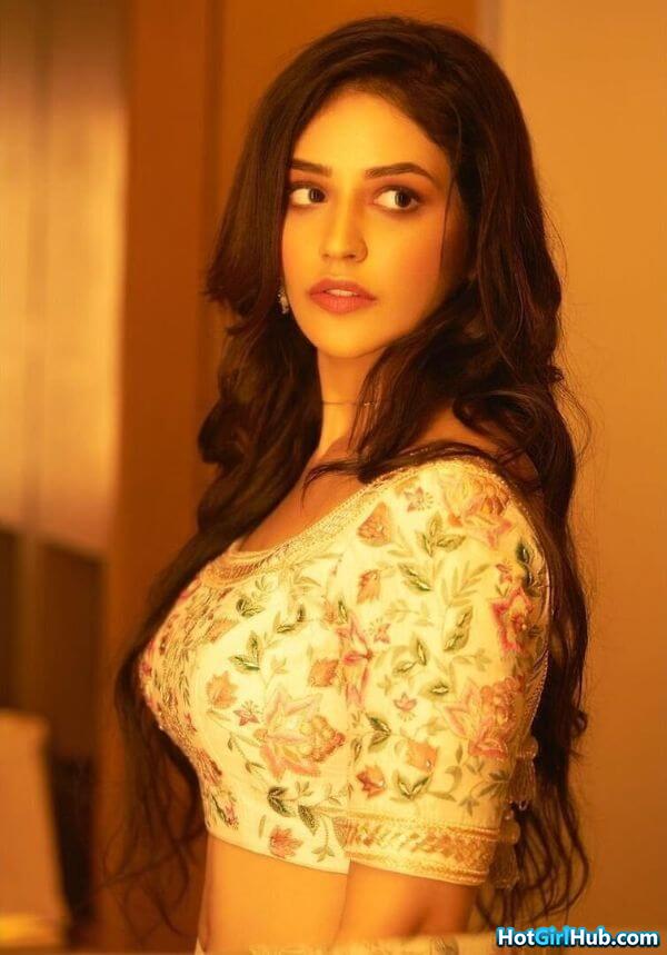 Sexy Priyanka Jawalkar ​hot Indian Actress Pics 3