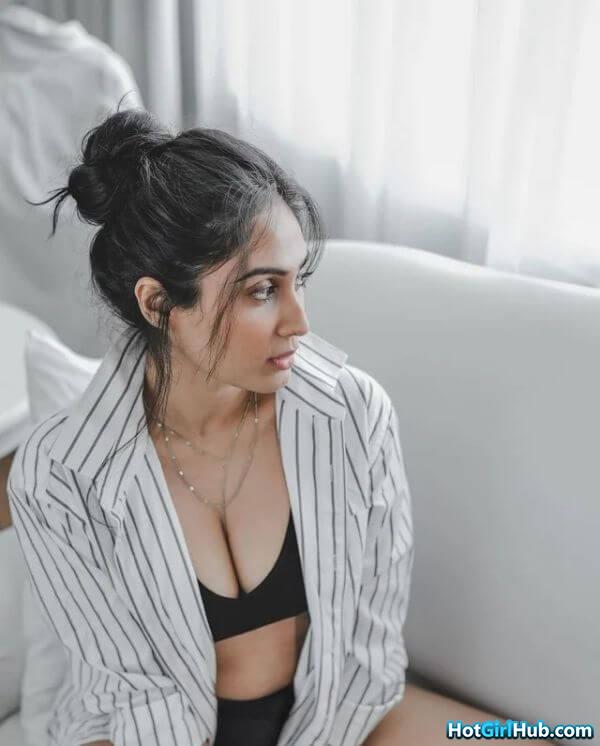 Sexy Deepti Sati ​hot Malayalam Actress Pics 9