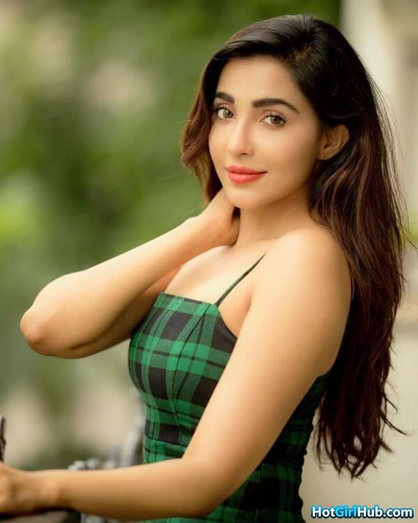 Sexy Parvati Nair ​hot South Indian Film Actress Pics 10