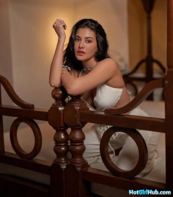 Sexy Amyra Dastur ​hot Bollywood Actress Pics 13