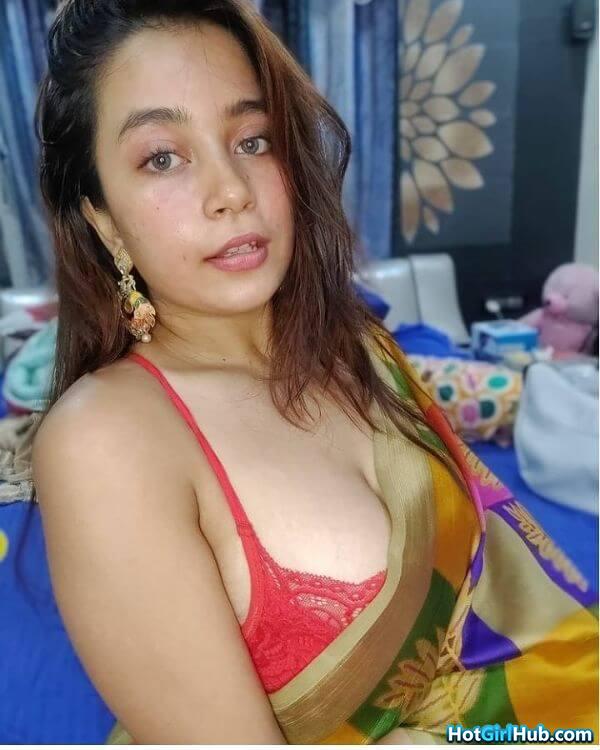 Hot Indian Teen Girls Showing Big Tits 8