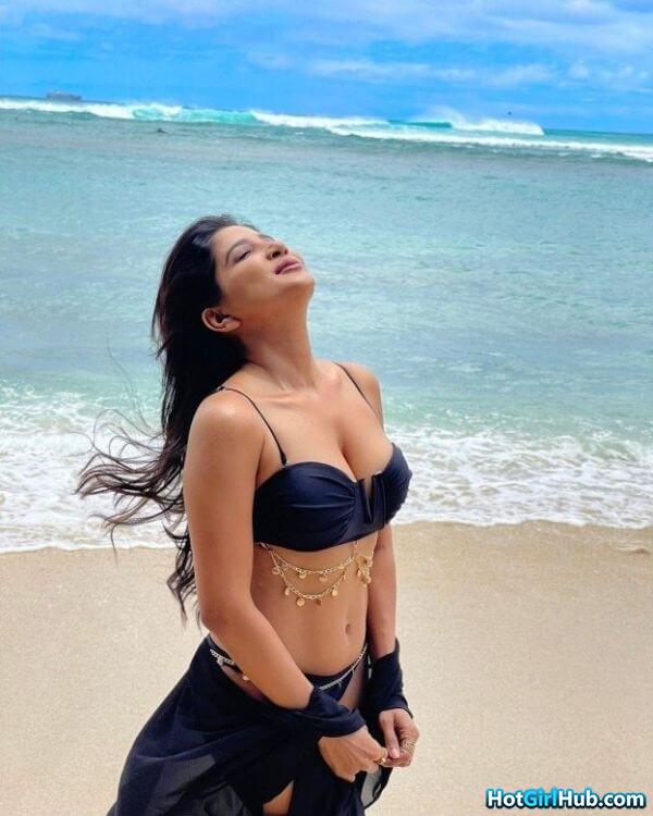 Sexy Sakshi Agarwal ​hot Indian Actress Pics 11