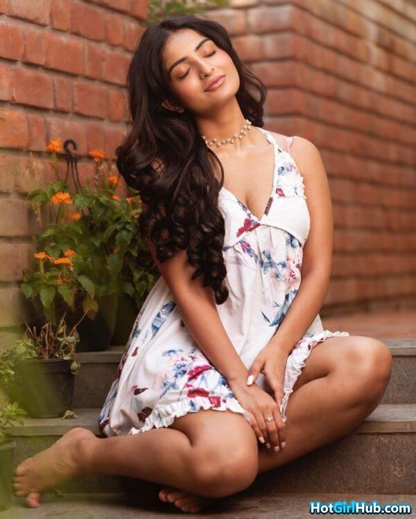 Sexy Sree Mukhi ​hot TV Actress Pics 4