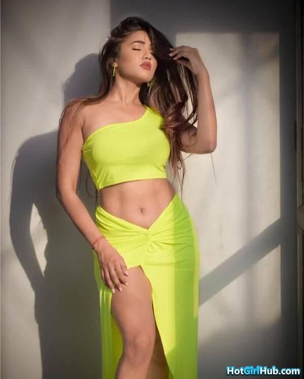 Hot Garima Chaurasia Big Ass Instagram Models 12