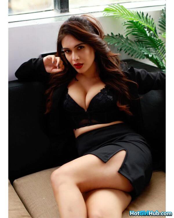 Hot Neha Malik Big Boobs Instagram Models 12