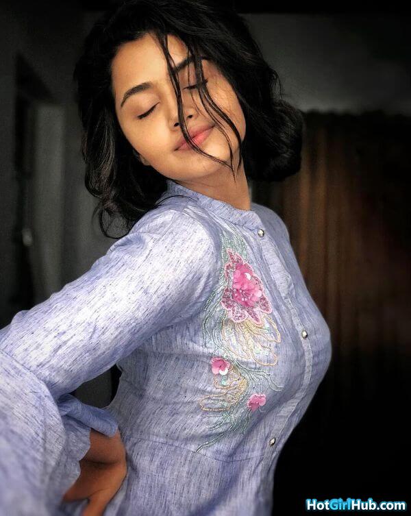 Hot Telugu Actress Anupama Parameswaran Big Boobs Photos