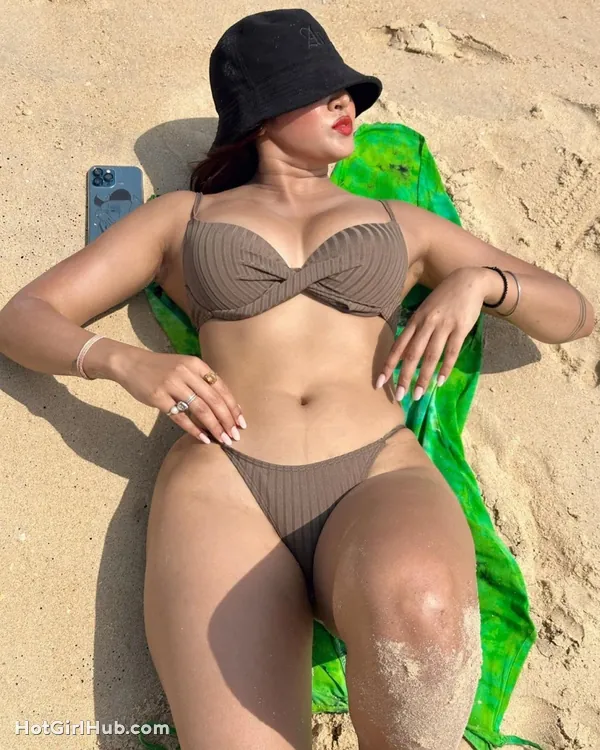 Hot Sofia Ansari Big Boobs Instagram Models 7