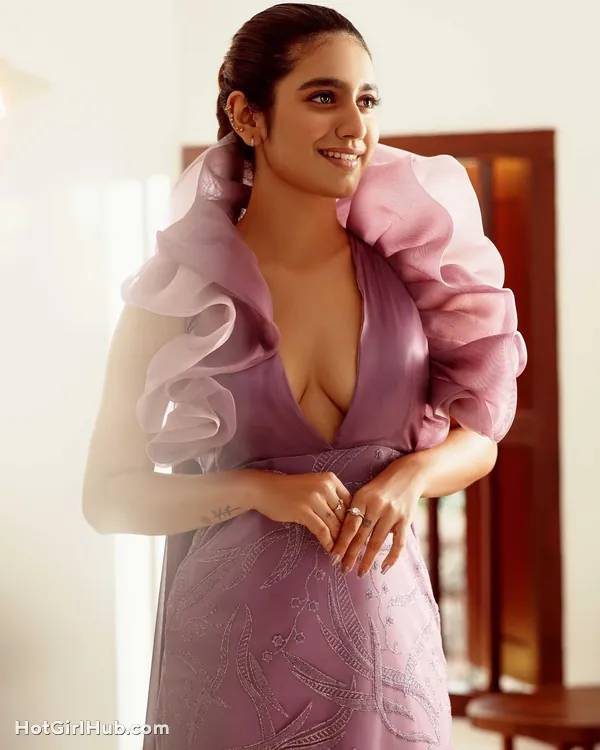 Hot Malayalam Actress Priya Prakash Varrier Big Boobs 6