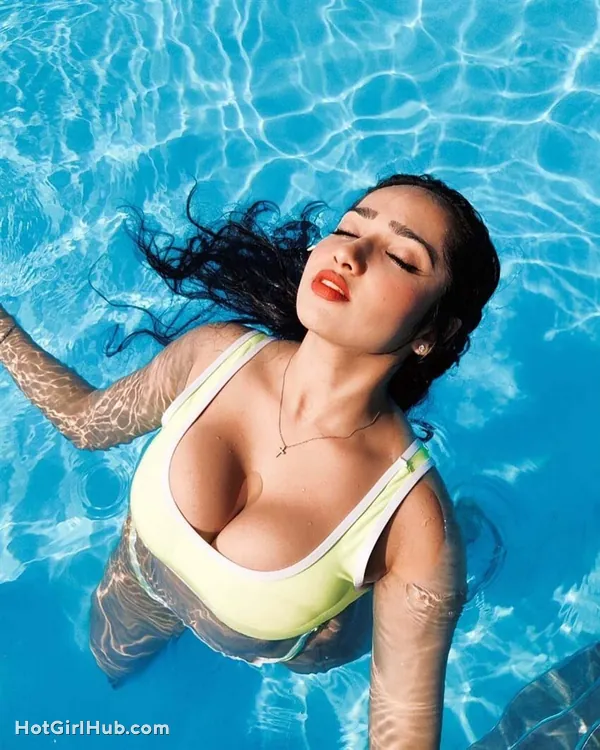 Hot Aditi Mistry Big Boobs Instagram Model 13