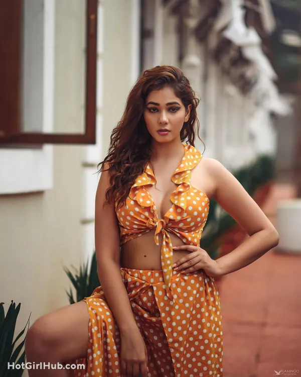 Hot Kimaya Kapoor Big Boobs Instagram Model 6