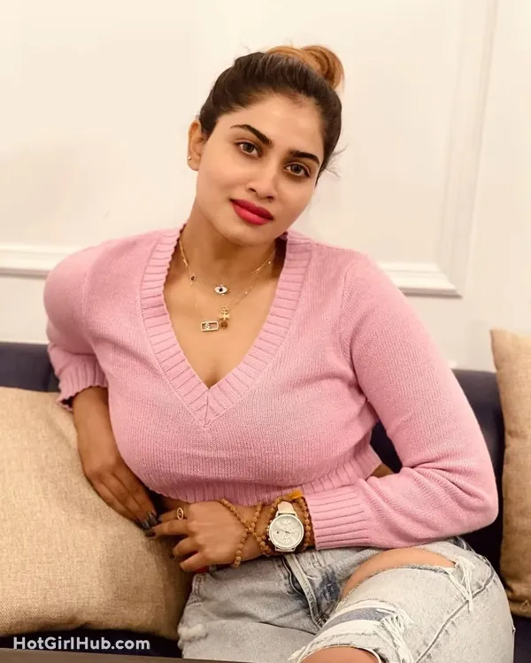Hot Shivani Narayanan Big Boobs Instagram Model 4