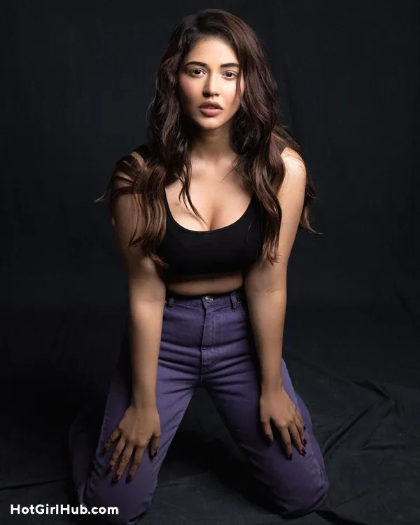 Hot Priyanka Jawalkar Big Boobs Instagram Model 6