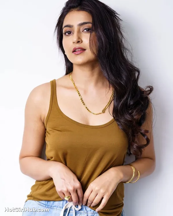 Hot Avantika Mishra Big Boobs Instagram Model (12)