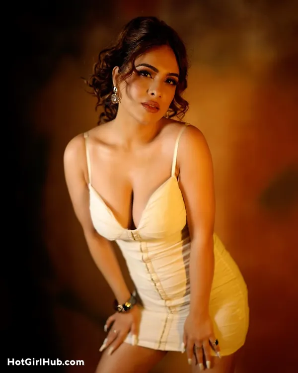 Hot Neha Malik Big Boobs Instagram Model (4)