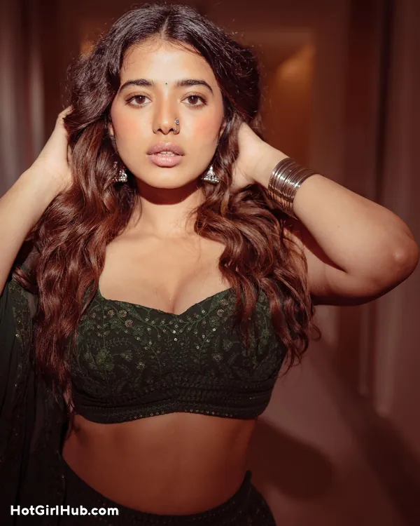 Hot Ketika Sharma Big Boobs Instagram Model (3)