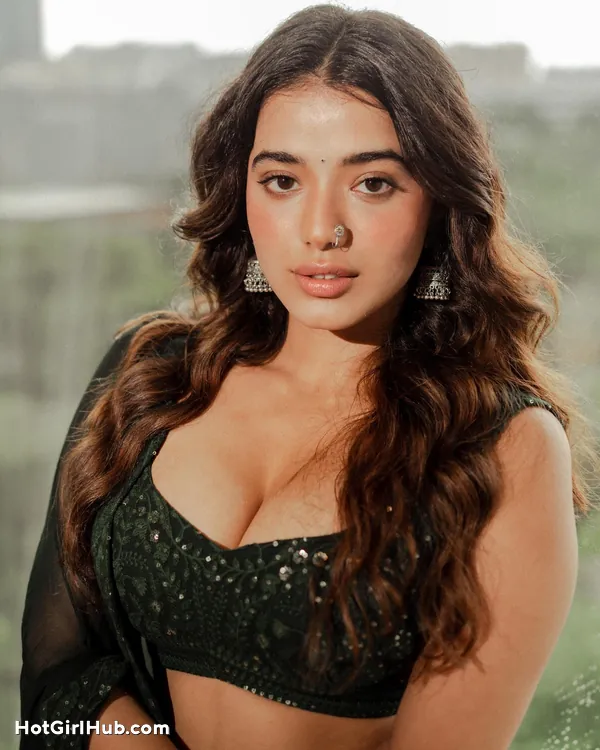 Hot Ketika Sharma Big Boobs Instagram Model (4)
