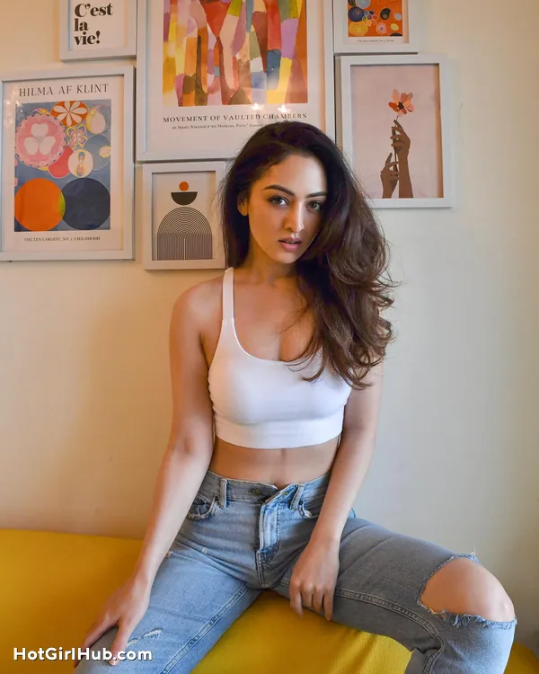 Sandeepa Dhar Hot and Sexy Photos Are Too Good to Miss (12)