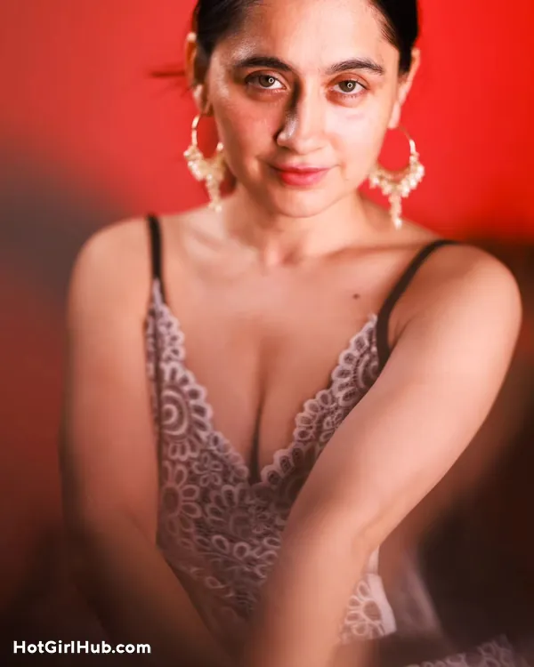 Sanjeeda Shaikh Hot Sizzling Photos That Will Make Your Jaw Drop (13)