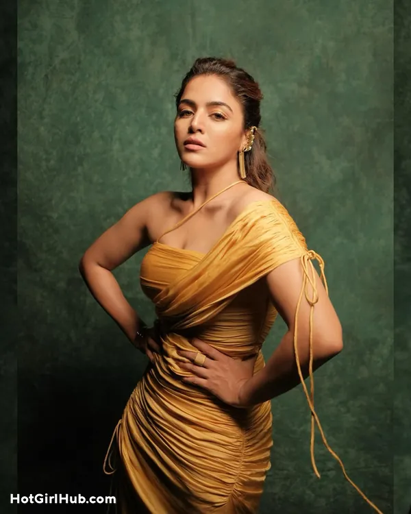 Wamiqa Gabbi Hot & Spicy Photos That You Need to See Twice (6)