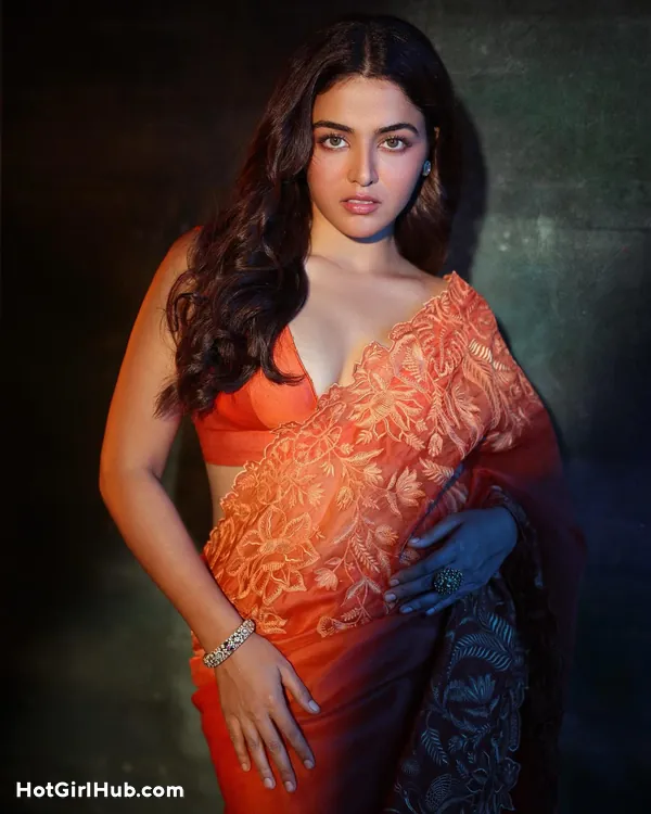 Wamiqa Gabbi Hot & Spicy Photos That You Need to See Twice (9)