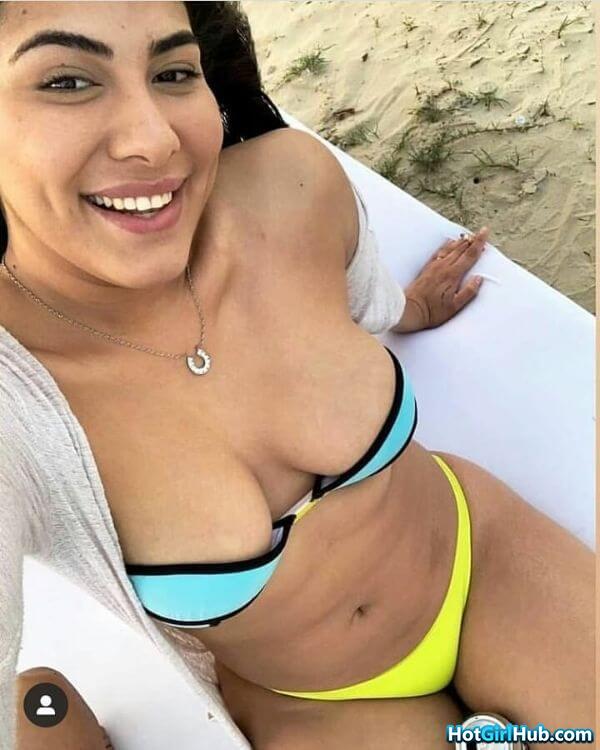 Hot Indian Girls With Big Tits 2