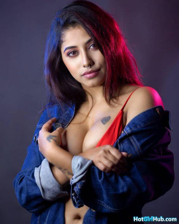 Sexy Indian Teen Girls With Big Boobs 2