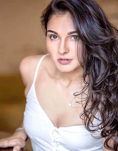 Andrea Jeremiah Hot Photos Tamil Actress Sexy Photos 1