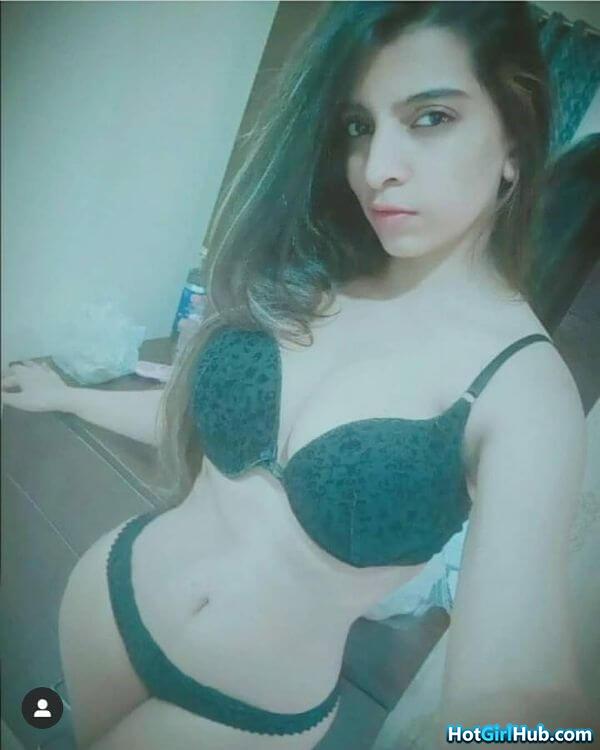 hot busty indian babes showing big boobs 5