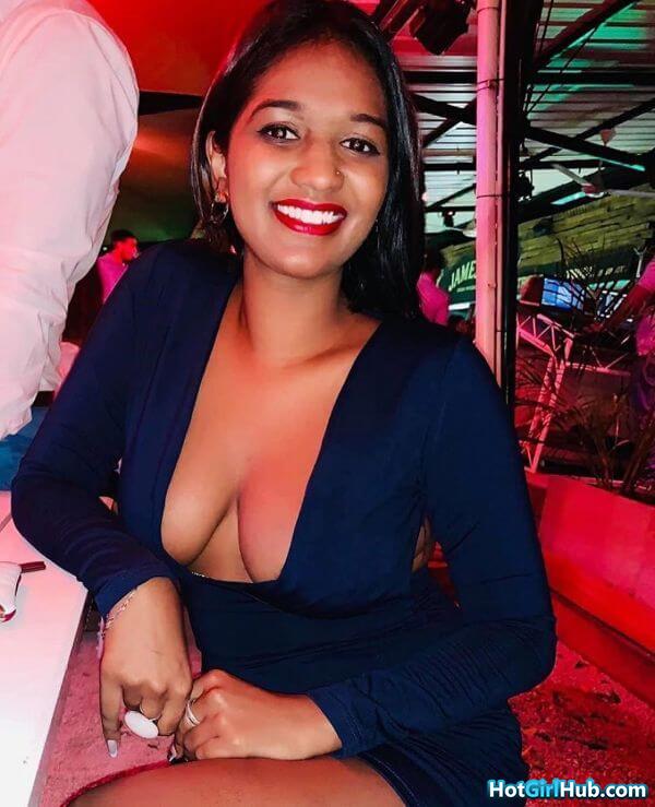 Cute Indian Girls With Perfect Body 16