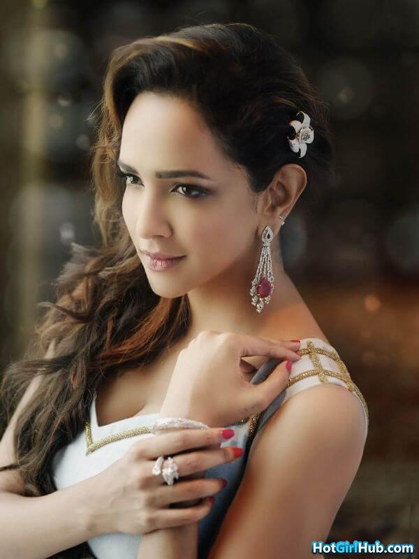 Lakshmi Manchu Hot Photos Telugu Actress Sexy Photos 5