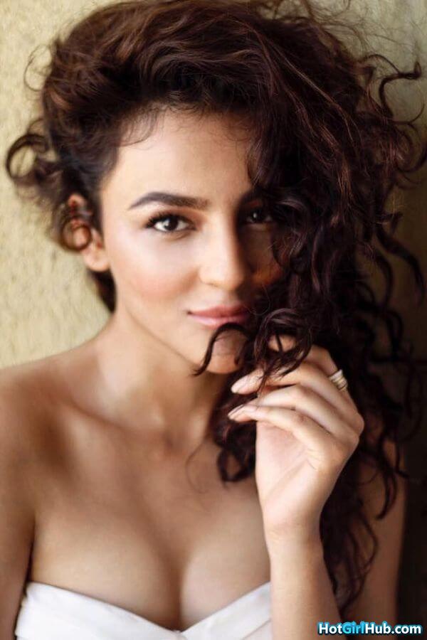 Seerat Kapoor Hot Photos Indian Actress Sexy Photos 3