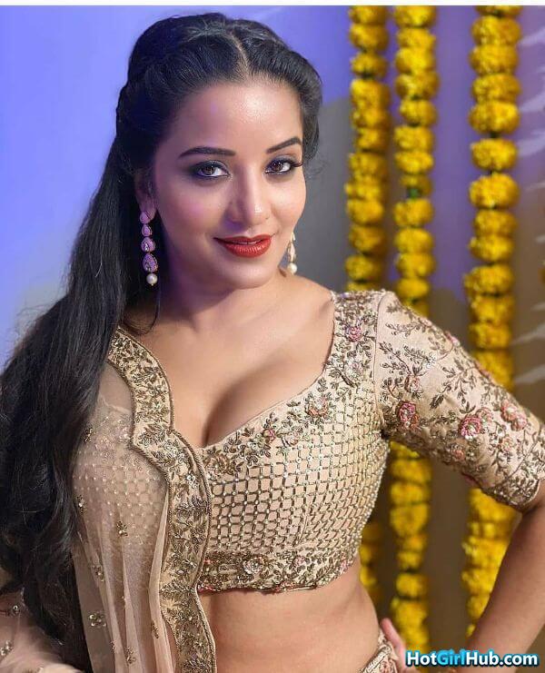 busty indian teen girl with big titties 10