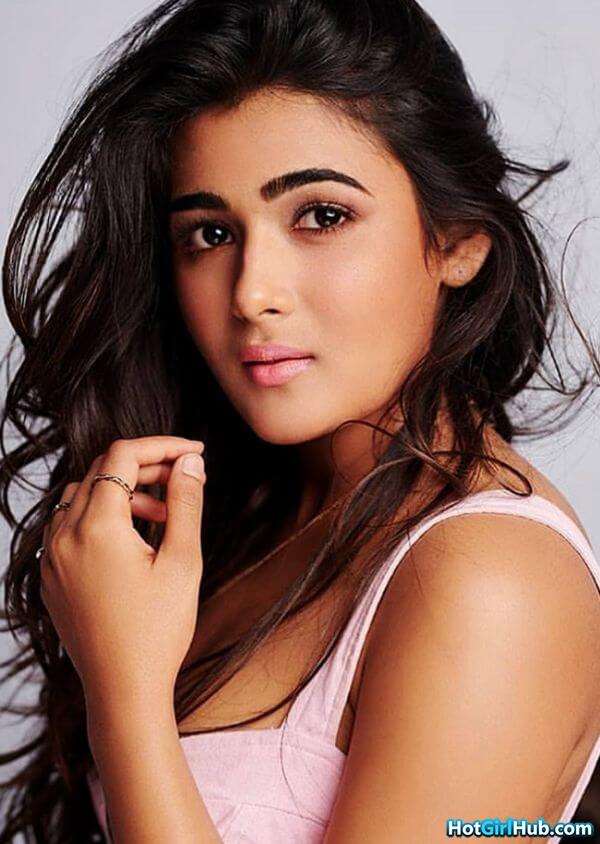 Shalini Pandey Hot Photos Telugu Actress Sexy Photos 2