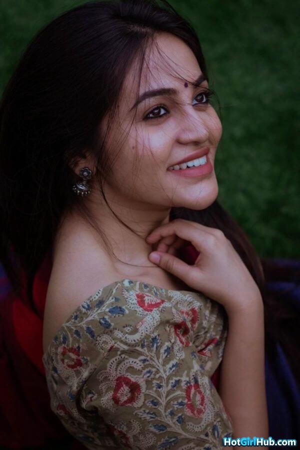 Bhavani Sre Sexy Photos TV Actress Sexy Pics 2