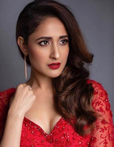 Pragya Jaiswal Hot Photos Telugu Actress Sexy Pics 1