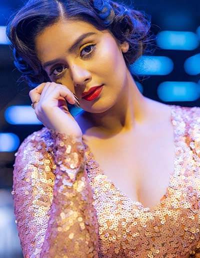 Sreemukhi Hot Photos Indian Television Actress Sexy Pics 1