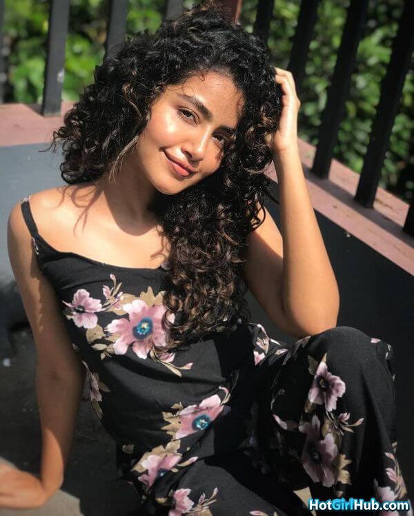 Anupama Parameswaran Hot Photos Malayalam Actress Sexy Pics 2